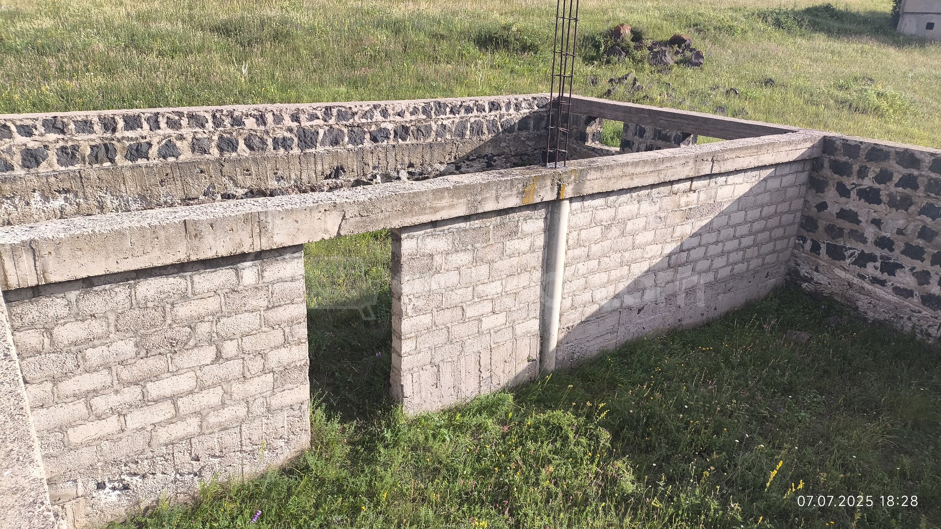 Բնակելի Նշանակության Հողատարածք, 718քմ