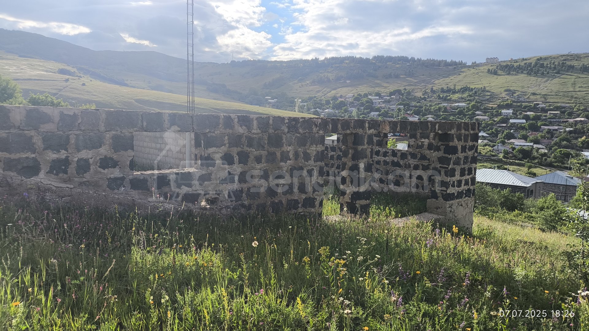 Բնակելի Նշանակության Հողատարածք, 718քմ