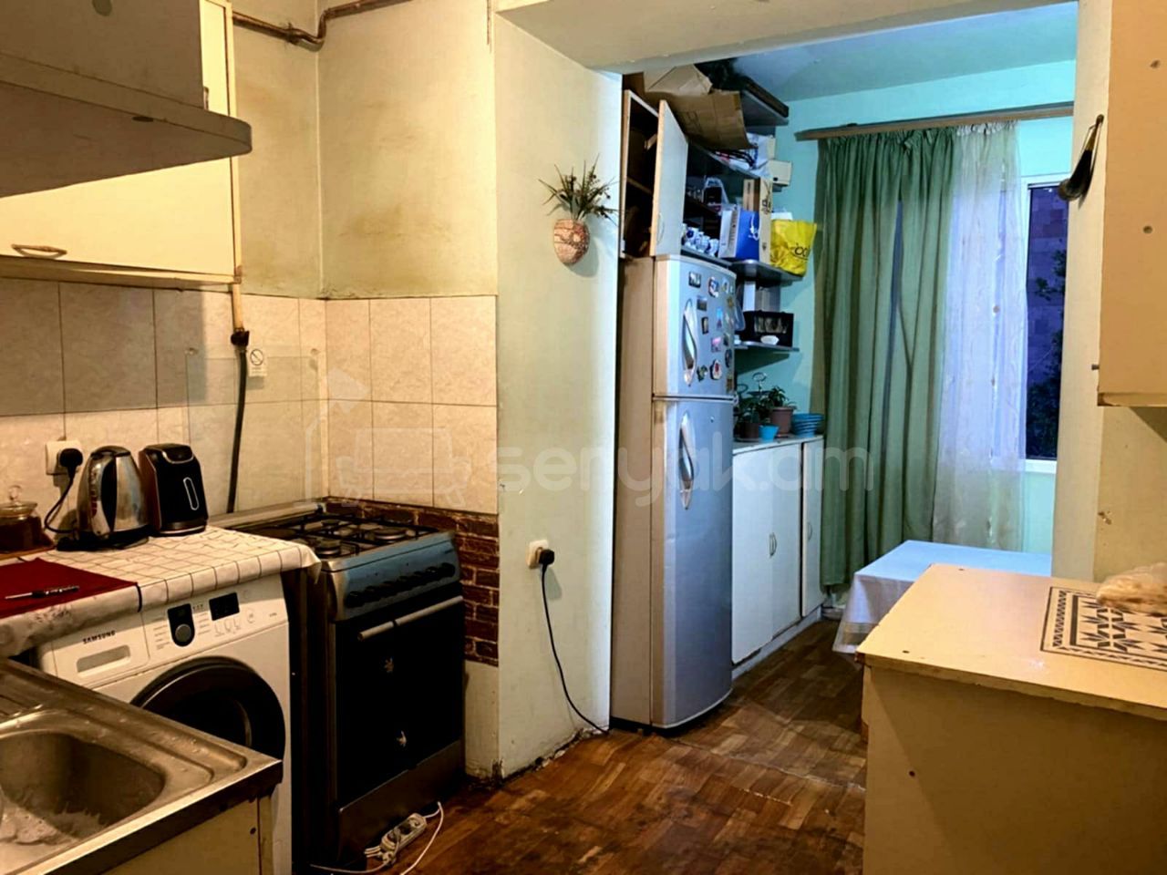 2 Սենյականոց Բնակարան Քարե Շենքում, 54քմ, 4/4 հարկ, Նորմալ Վիճակում