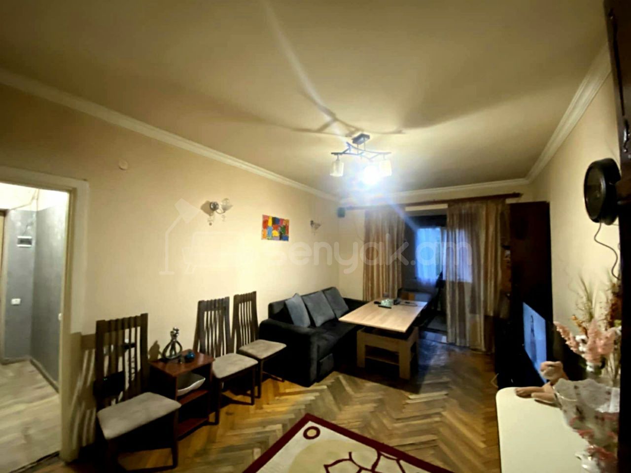 2 Սենյականոց Բնակարան Քարե Շենքում, 54քմ, 4/4 հարկ, Նորմալ Վիճակում