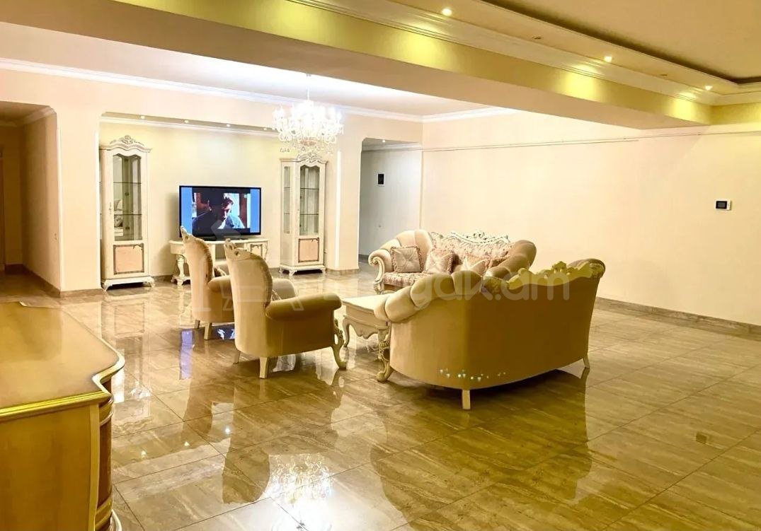 5 Սենյականոց Բնակարան Նորակառույցում, 350քմ, 8/9 հարկ, Դիզայներական Վերանորոգված, Կահավորված, Արևկող