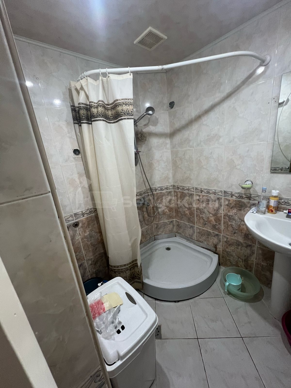 2 Սենյականոց Բնակարան Քարե Շենքում, 68քմ, 5/6 հարկ, Նորմալ Վիճակում