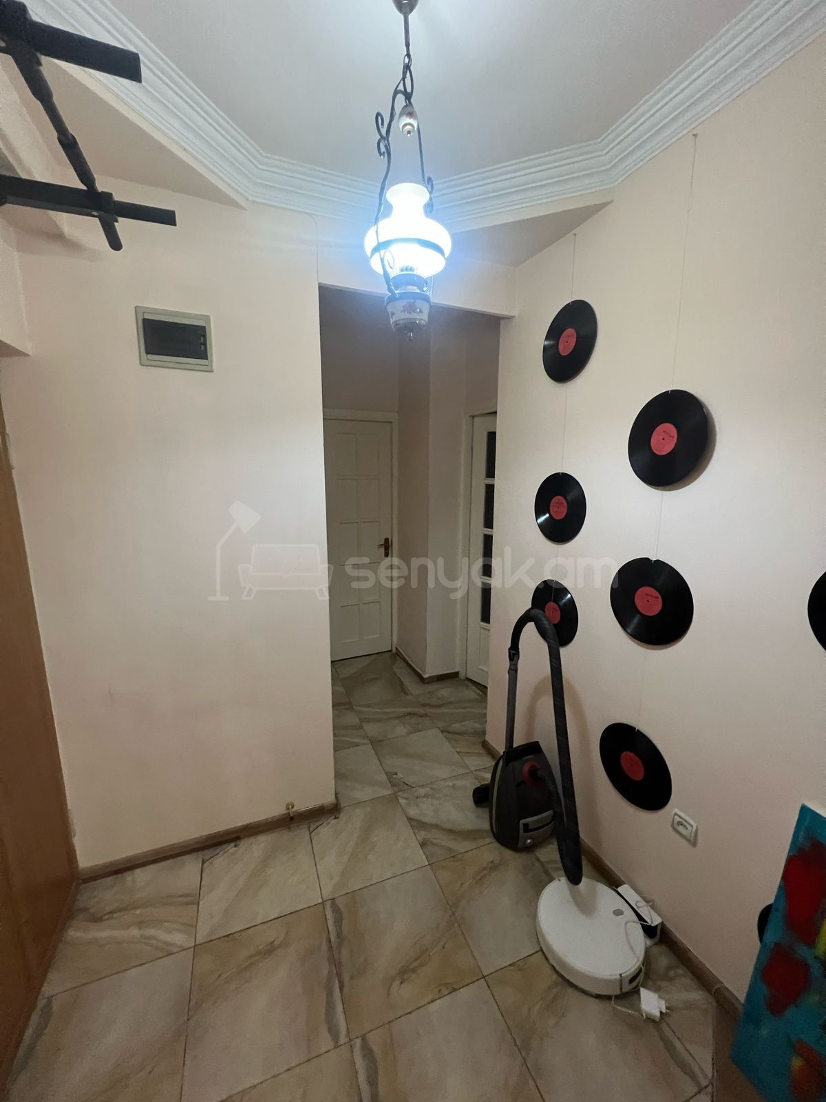 2 Սենյականոց Բնակարան Քարե Շենքում, 68քմ, 5/6 հարկ, Նորմալ Վիճակում