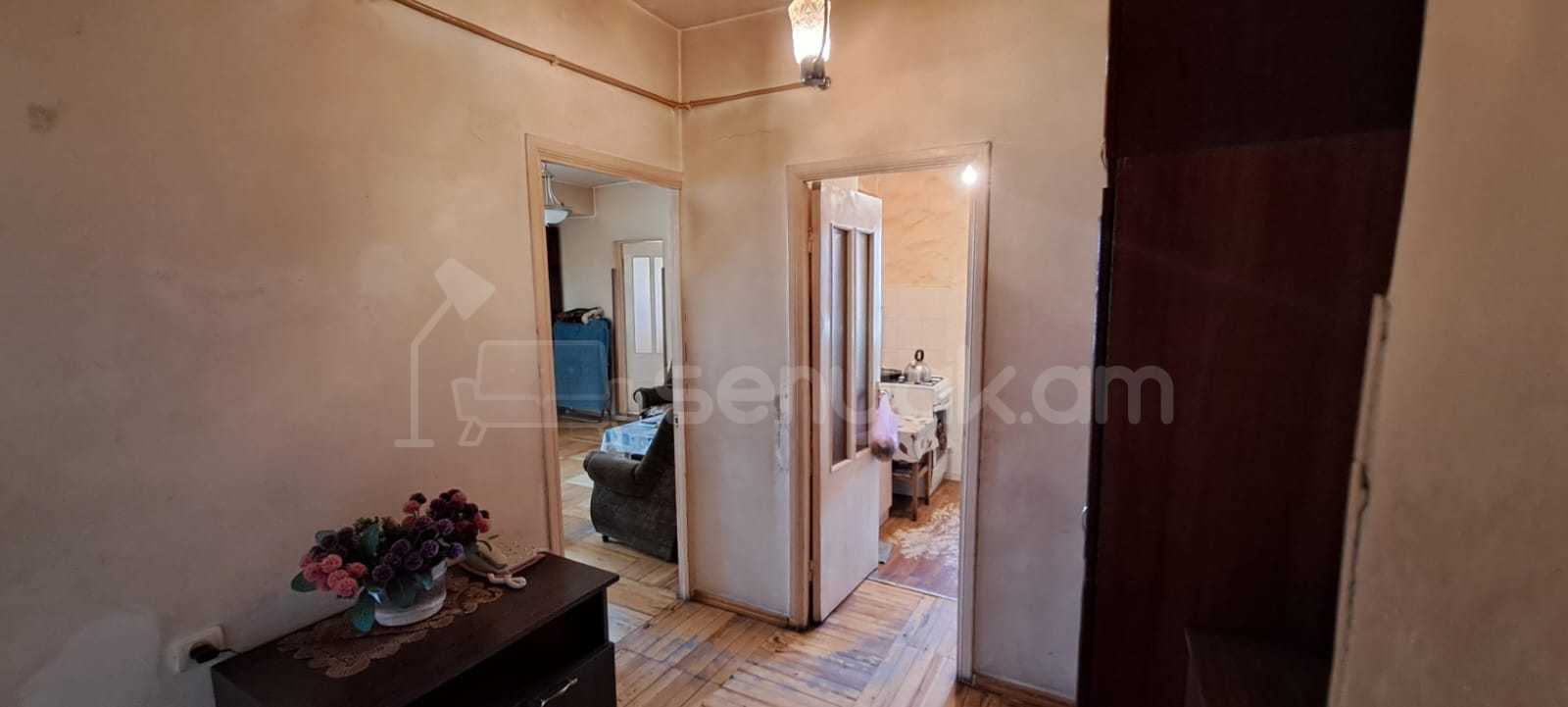 1 Սենյականոց Բնակարան, 50քմ, 13/14 հարկ, Նորմալ Վիճակում