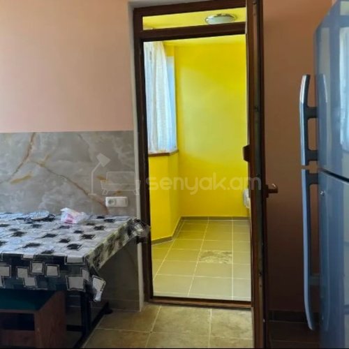 2 Սենյականոց Բնակարան, 65քմ, 4/12 հարկ, Կապիտալ Վերանորոգված, Կահավորված, Արևկող