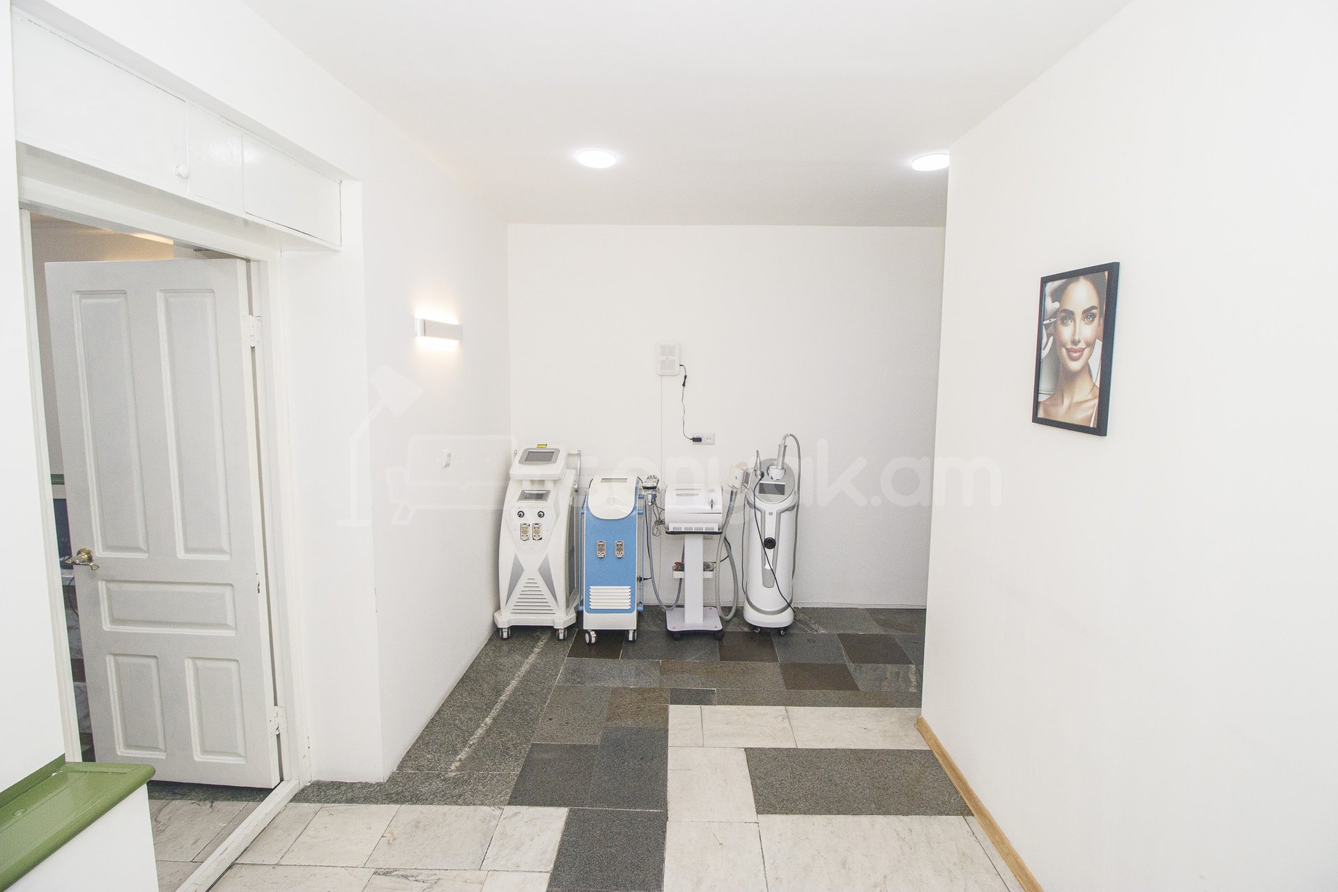 Օֆիսային Տարածք, 120քմ, Կապիտալ Վերանորոգված