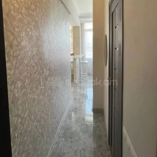 2 Սենյականոց Բնակարան, 45քմ, 8/9 հարկ, Կոսմետիկ Վերանորոգված, Կահավորված, Արևկող