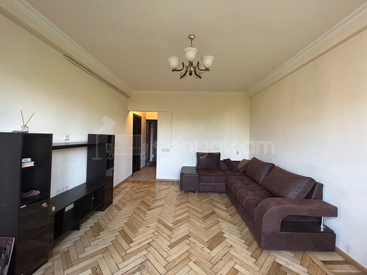 2 Սենյականոց Բնակարան Քարե Շենքում, 65քմ, 3/9 հարկ, Կապիտալ Վերանորոգված, Կահավորված