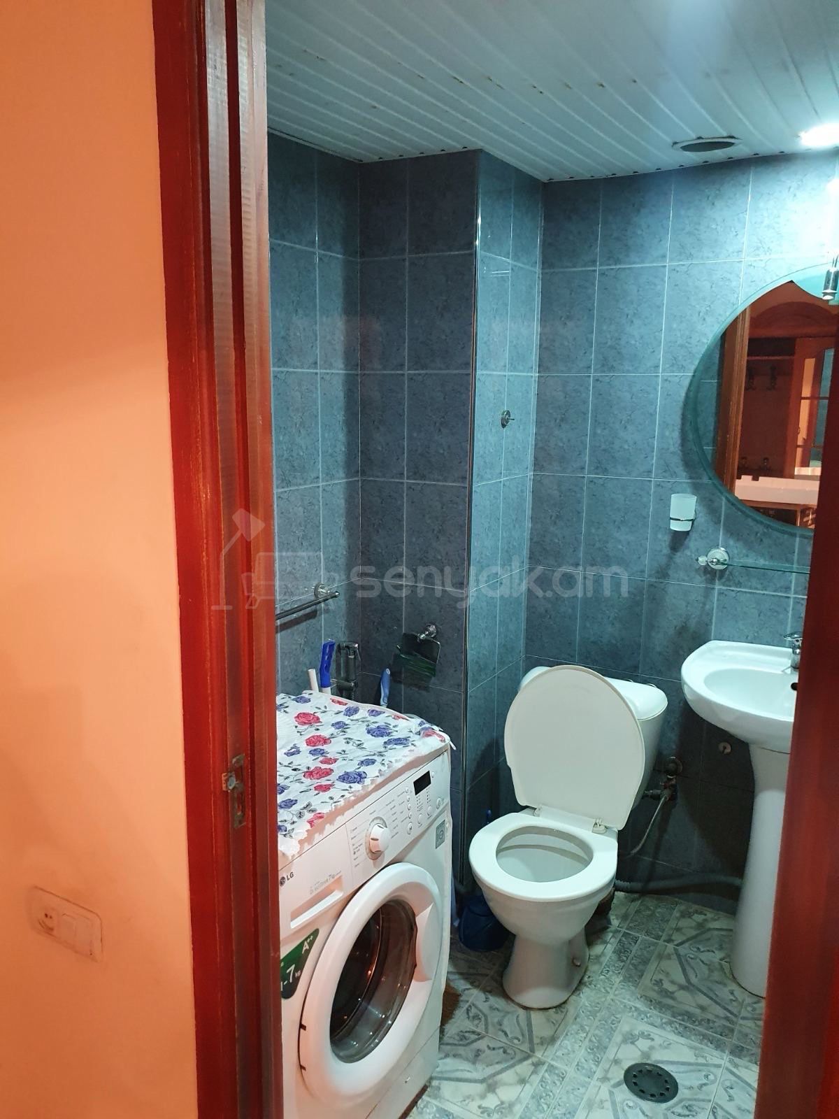 1 Սենյականոց Բնակարան, 45քմ, 4/9 հարկ, Կապիտալ Վերանորոգված, Կահավորված