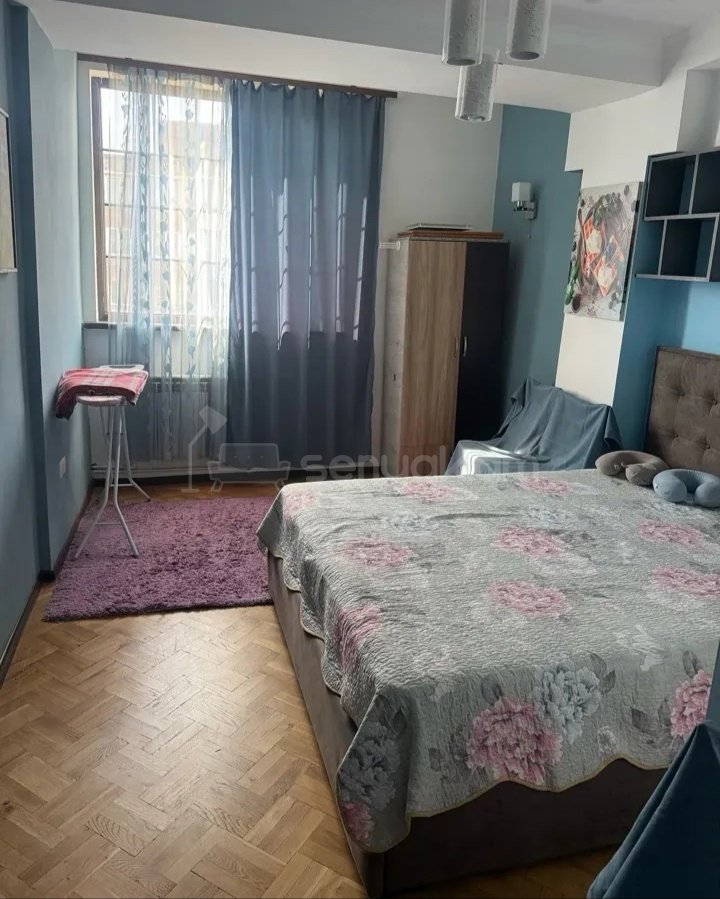 4 Սենյականոց Բնակարան Քարե Շենքում, 107քմ, 13/13 հարկ, Կապիտալ Վերանորոգված, Կահավորված