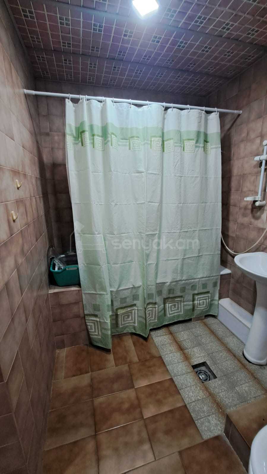 1 Սենյականոց Բնակարան, 54քմ, 9/9 հարկ, Կոսմետիկ Վերանորոգված, Կահավորված