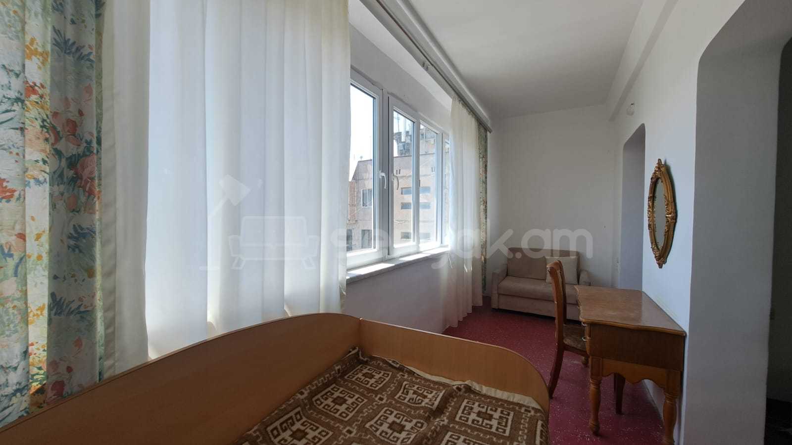 1 Սենյականոց Բնակարան, 54քմ, 9/9 հարկ, Կոսմետիկ Վերանորոգված, Կահավորված