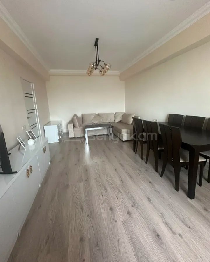 1 Սենյականոց Բնակարան Քարե Շենքում, 45քմ, 10/10 հարկ, Կապիտալ Վերանորոգված, Կահավորված