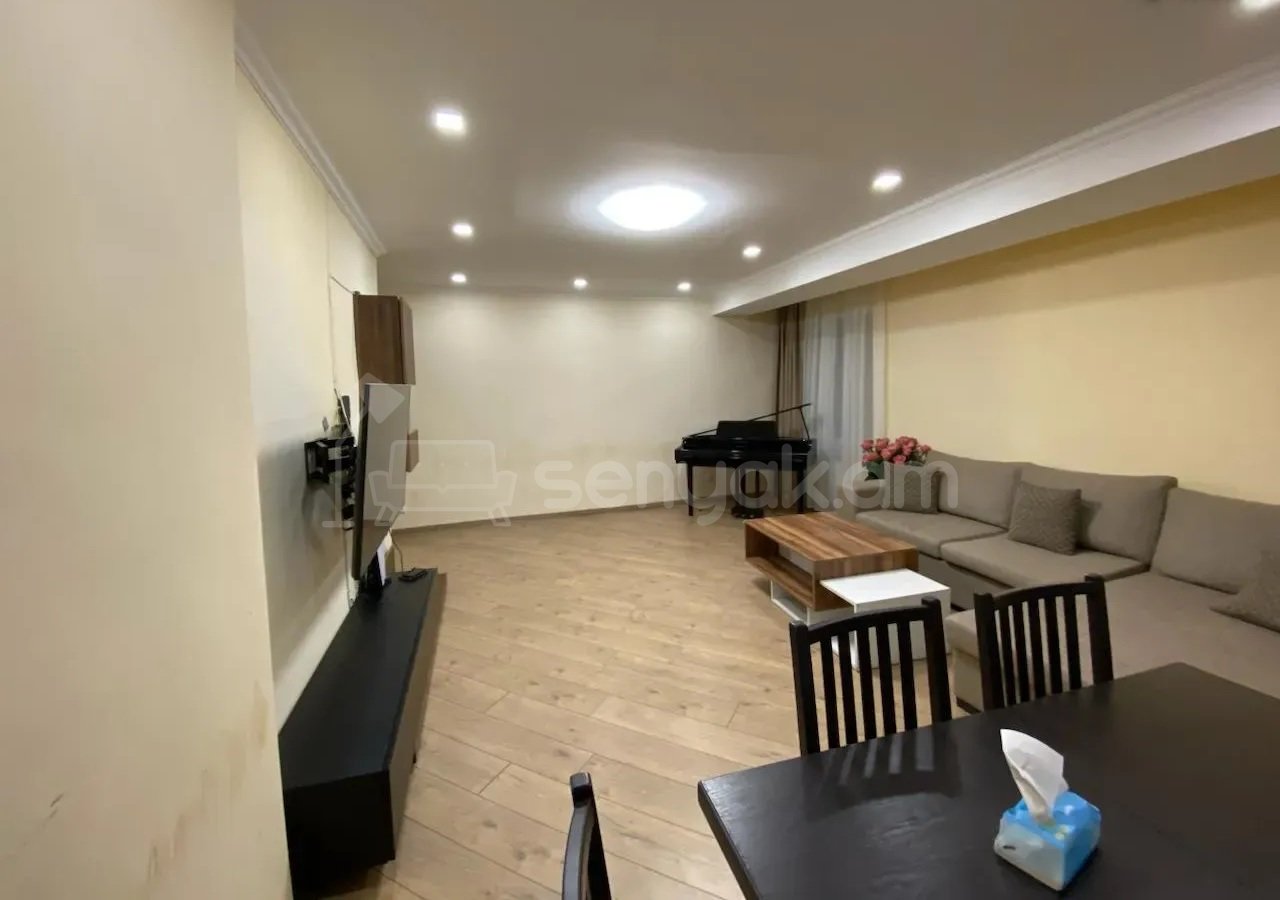 3 Սենյականոց Բնակարան, 83քմ, 2/14 հարկ, Կապիտալ Վերանորոգված