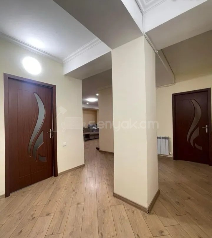 3 Սենյականոց Բնակարան, 83քմ, 2/14 հարկ, Կապիտալ Վերանորոգված