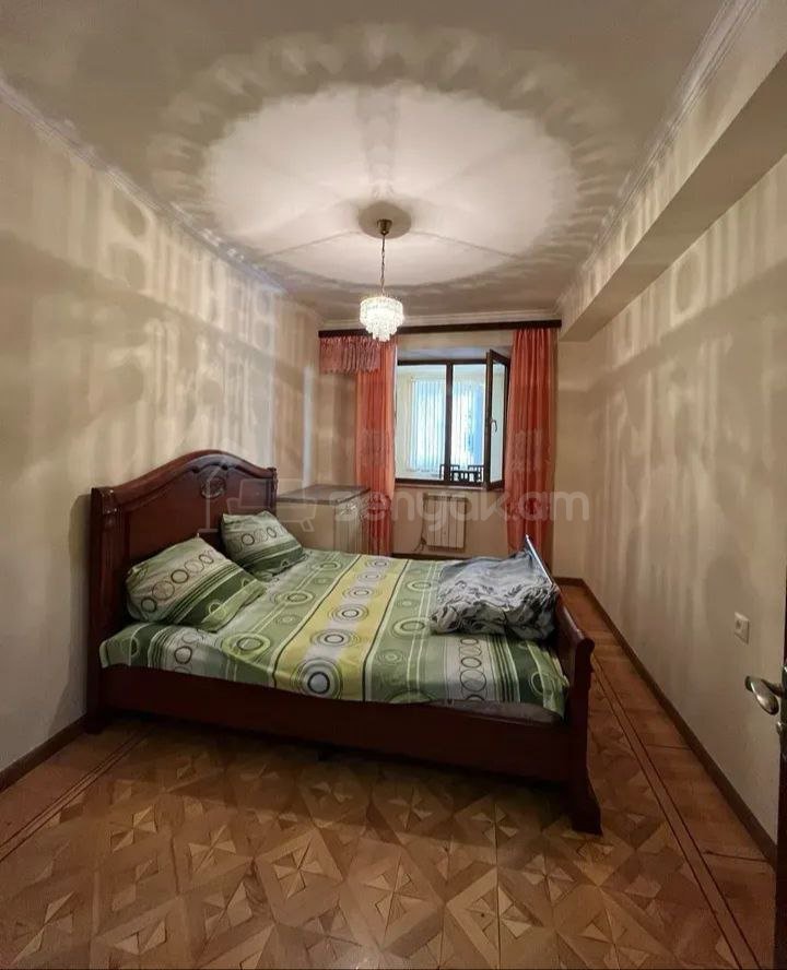 4 Սենյականոց Բնակարան, 13քմ, 2/15 հարկ, Կապիտալ Վերանորոգված