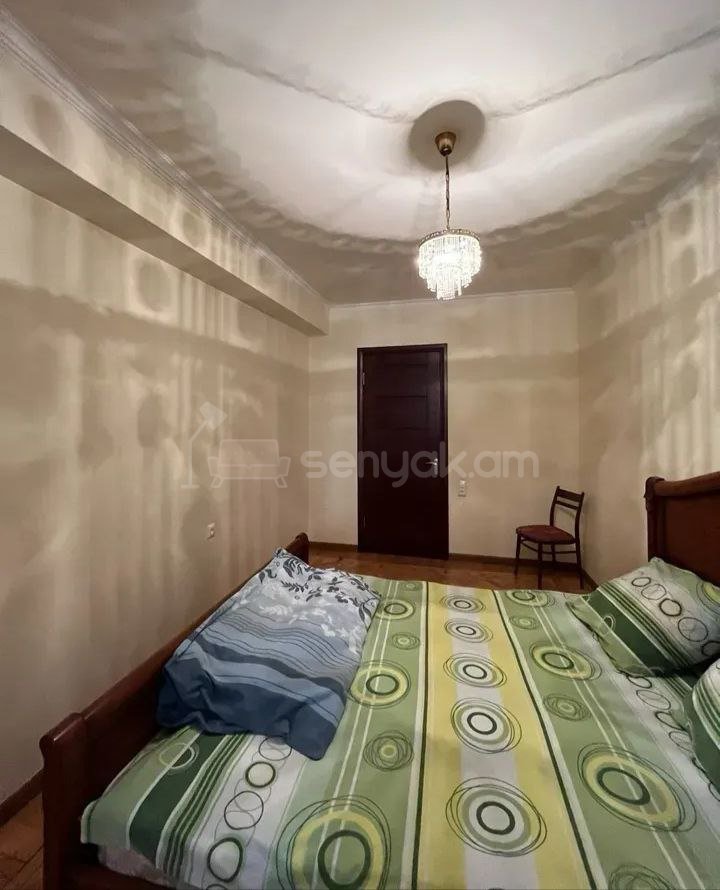 4 Սենյականոց Բնակարան, 13քմ, 2/15 հարկ, Կապիտալ Վերանորոգված
