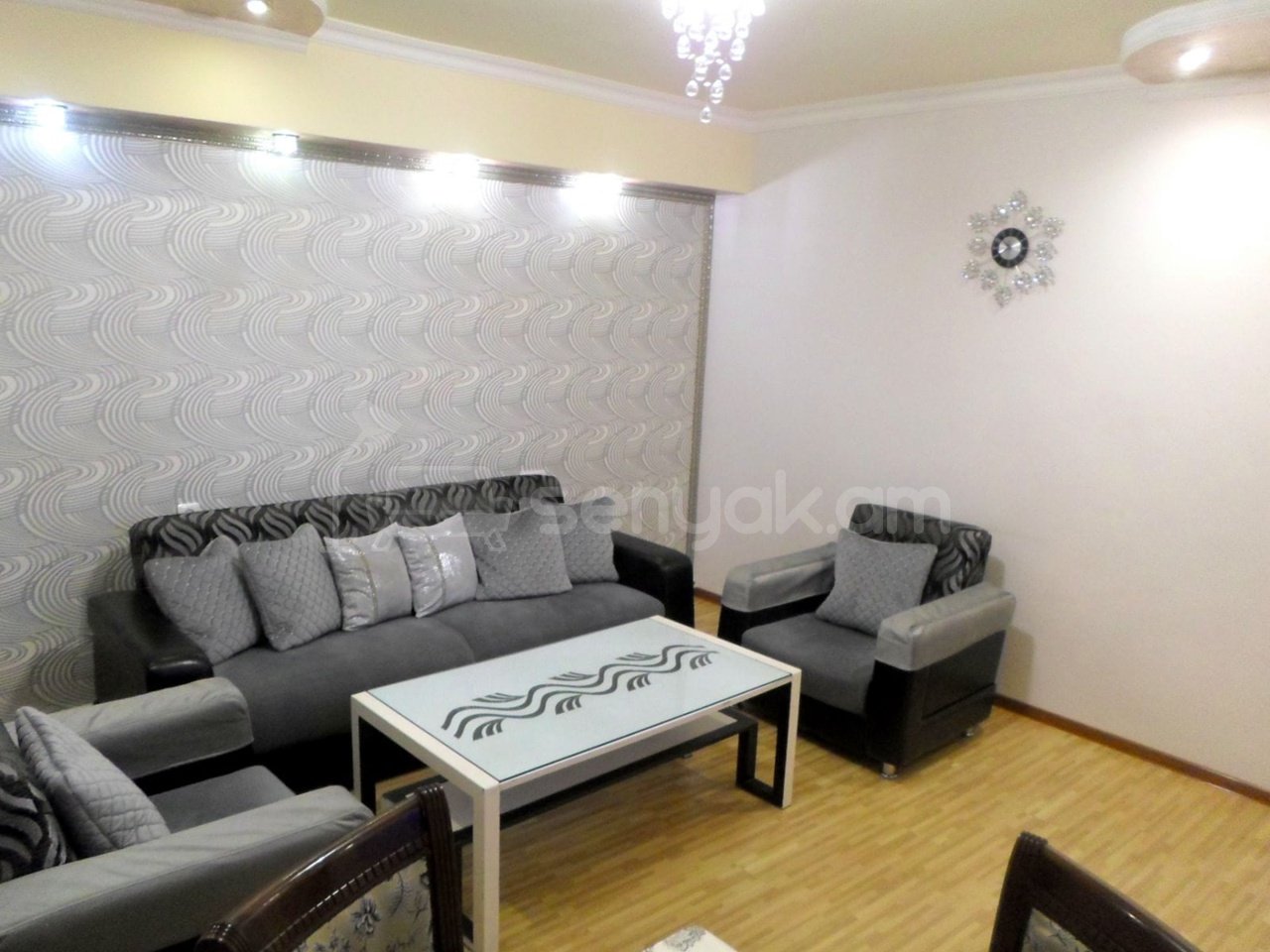 4 Սենյականոց Բնակարան, 91քմ, 2/10 հարկ, Կապիտալ Վերանորոգված