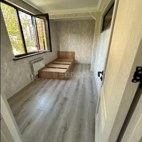 3 Սենյականոց Բնակարան Քարե Շենքում, 60քմ, 3/4 հարկ, Կապիտալ Վերանորոգված, Կահավորված, Արևկող