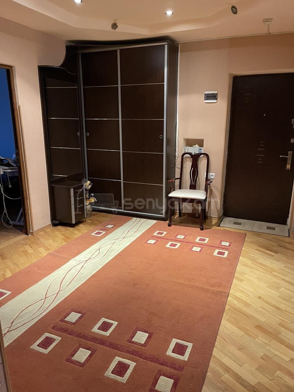 3 Սենյականոց Բնակարան, 89քմ, 2/9 հարկ, Կապիտալ Վերանորոգված