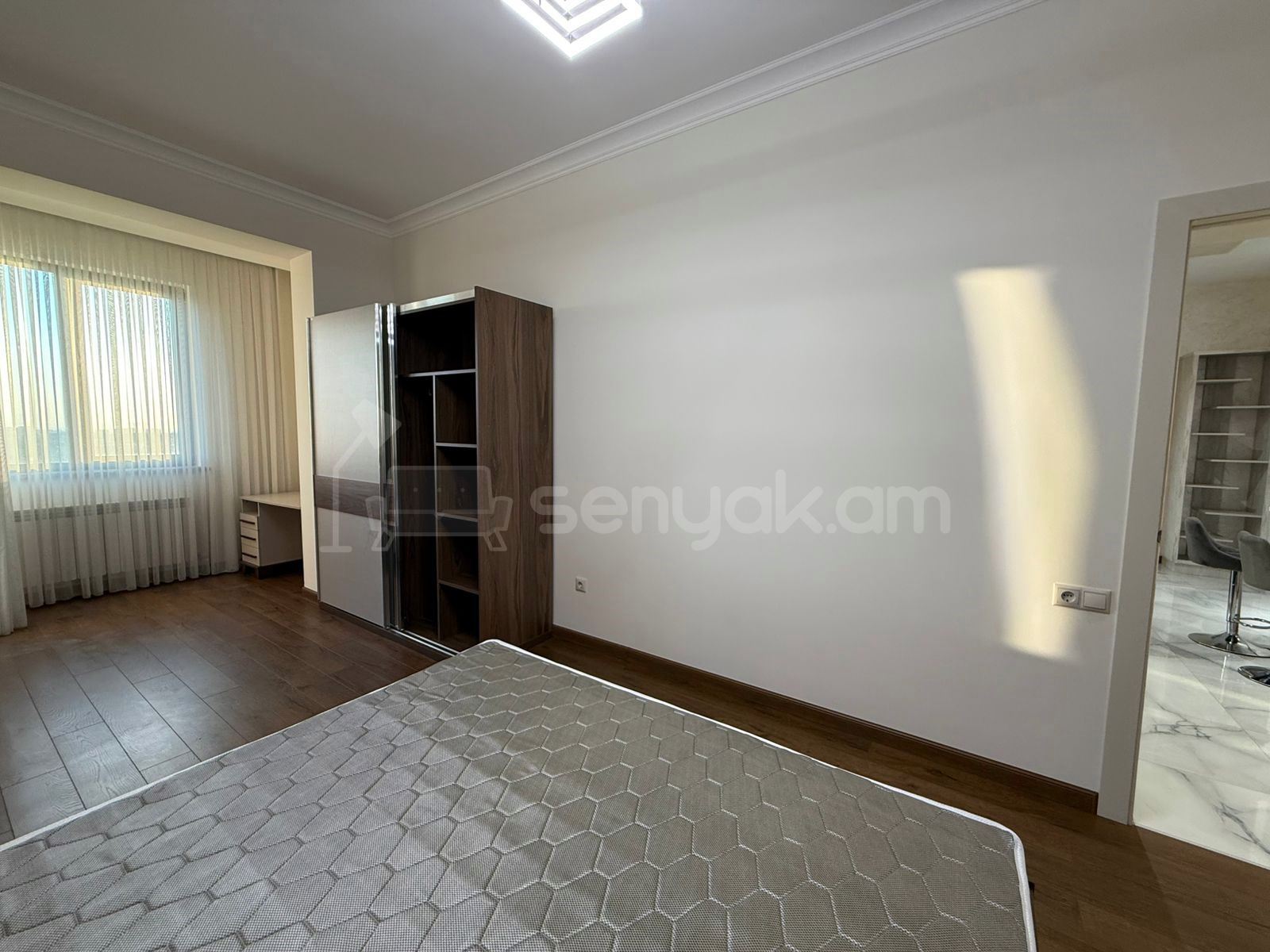 3 Սենյականոց Բնակարան Նորակառույցում, 100քմ, 8/15 հարկ, Դիզայներական Վերանորոգված, Կահավորված, Արևկող