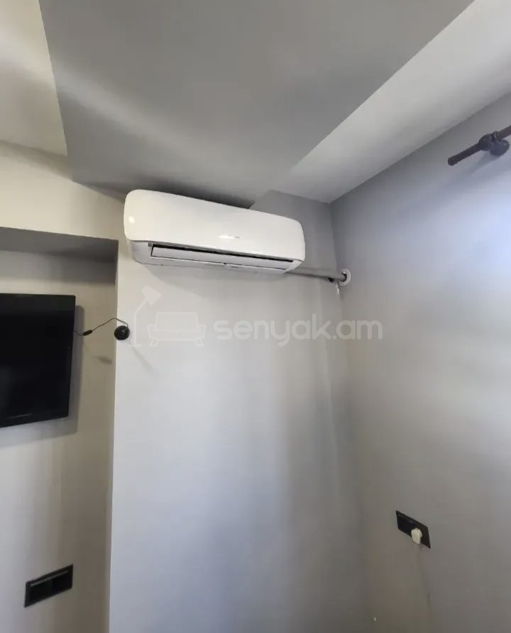 2 Սենյականոց Բնակարան Քարե Շենքում, 56քմ, 5/5 հարկ, Կապիտալ Վերանորոգված, Կահավորված