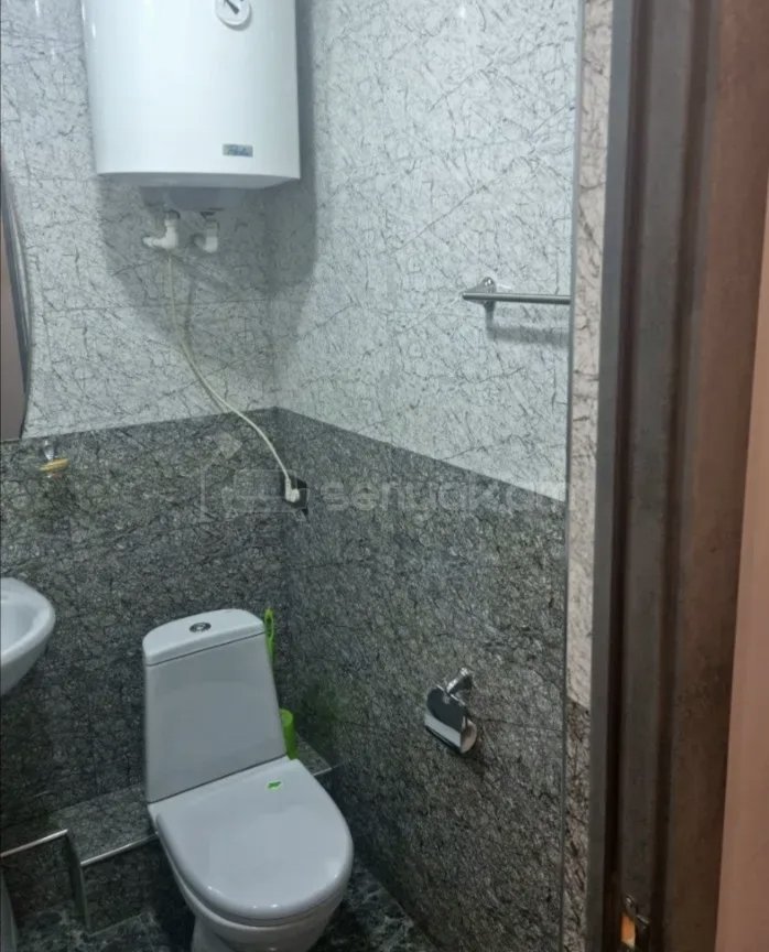 2 Սենյականոց Բնակարան Քարե Շենքում, 56քմ, 5/5 հարկ, Կապիտալ Վերանորոգված, Կահավորված