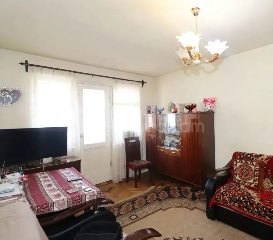 3 Սենյականոց Բնակարան, 64քմ, 4/4 հարկ, Նորմալ Վիճակում