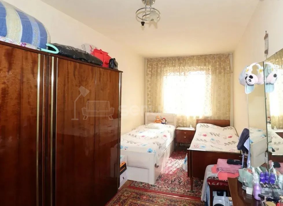 3 Սենյականոց Բնակարան, 64քմ, 4/4 հարկ, Նորմալ Վիճակում