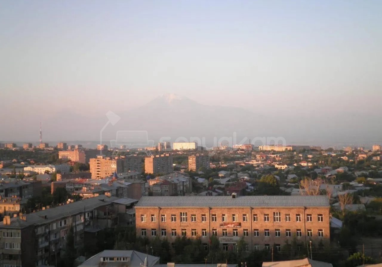 3 Սենյականոց Բնակարան, 66քմ, 6/9 հարկ, Նորմալ Վիճակում