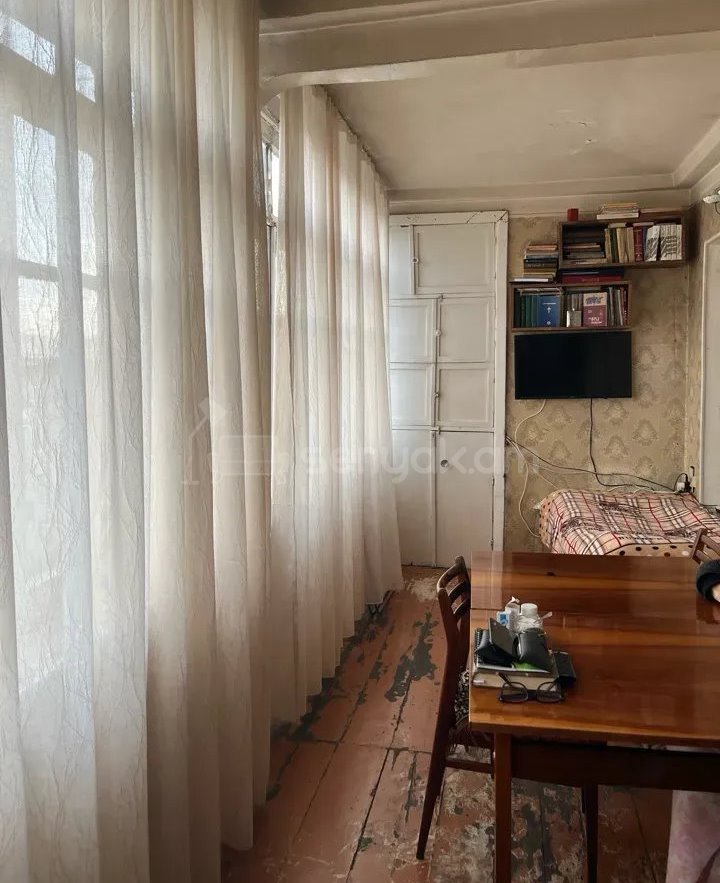 3 Սենյականոց Բնակարան, 74քմ, 3/4 հարկ, Նորմալ Վիճակում