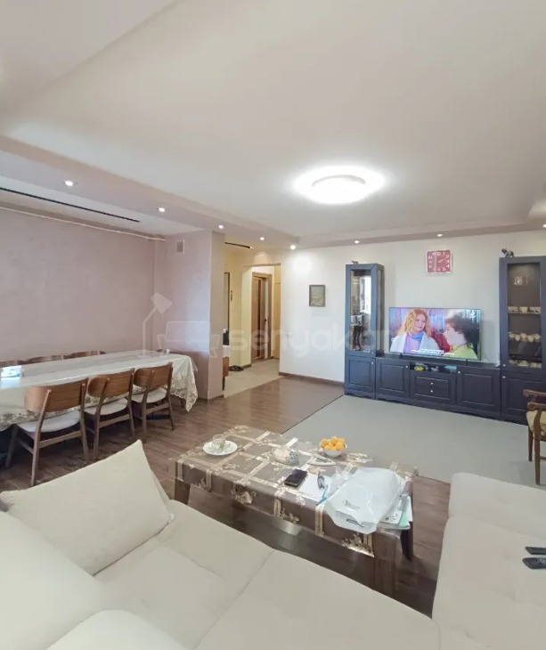 3 Սենյականոց Բնակարան, 80քմ, 8/9 հարկ, Կապիտալ Վերանորոգված
