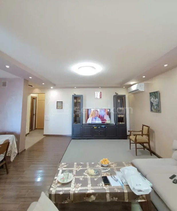 3 Սենյականոց Բնակարան, 80քմ, 8/9 հարկ, Կապիտալ Վերանորոգված