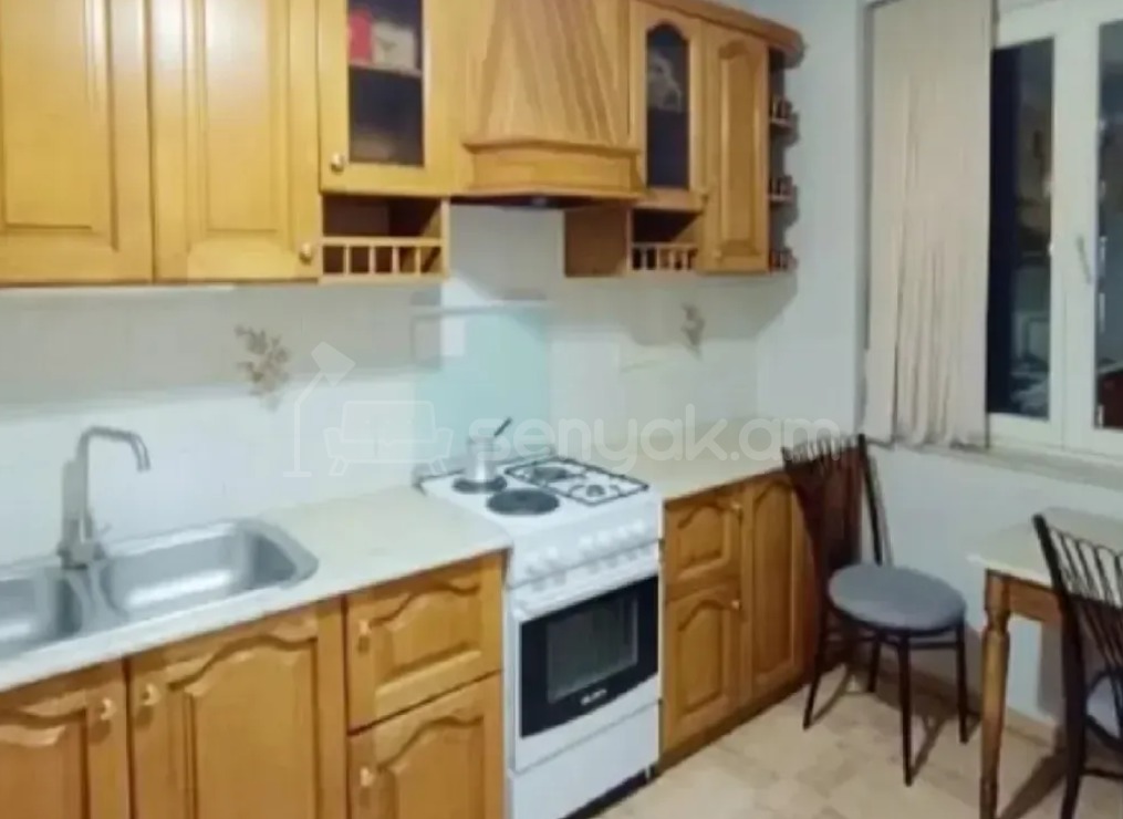 2 Սենյականոց Բնակարան Քարե Շենքում, 48քմ, 7/7 հարկ, Դիզայներական Վերանորոգված