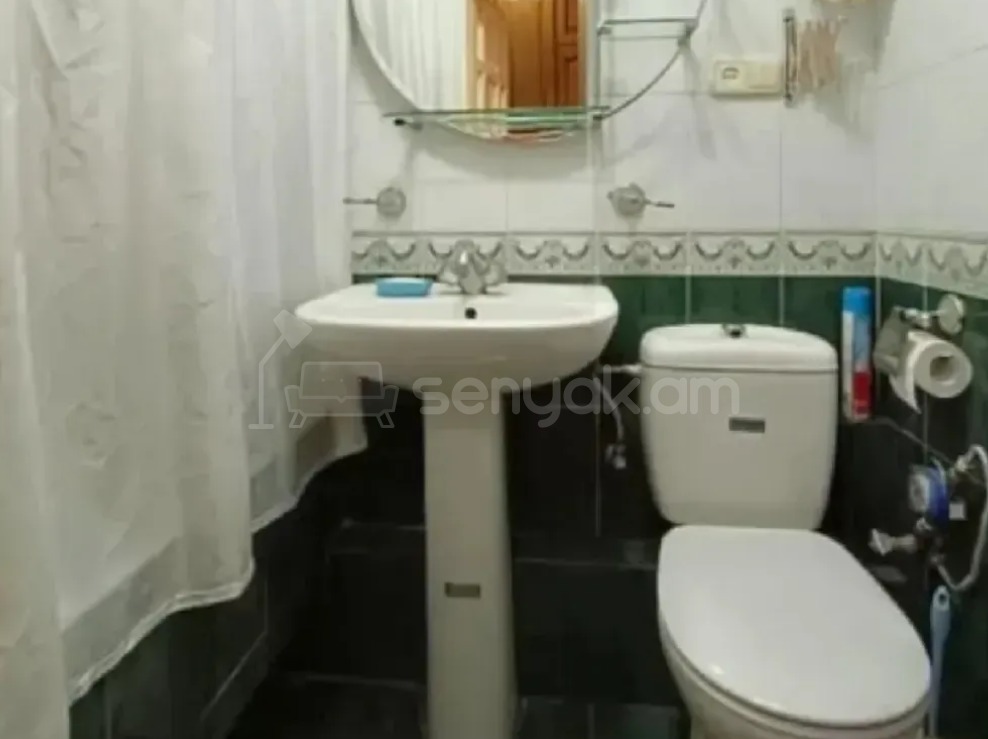 2 Սենյականոց Բնակարան Քարե Շենքում, 48քմ, 7/7 հարկ, Դիզայներական Վերանորոգված