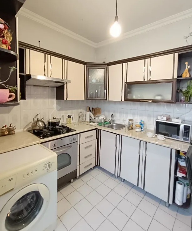 2 Սենյականոց Բնակարան Քարե Շենքում, 70քմ, 7/7 հարկ, Կապիտալ Վերանորոգված