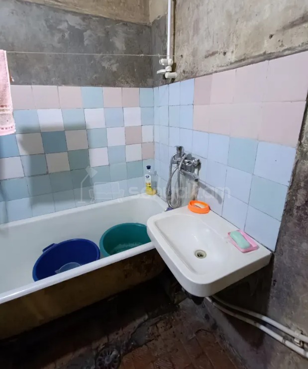 3 Սենյականոց Բնակարան, 73քմ, 6/9 հարկ, Պետական Վիճակում