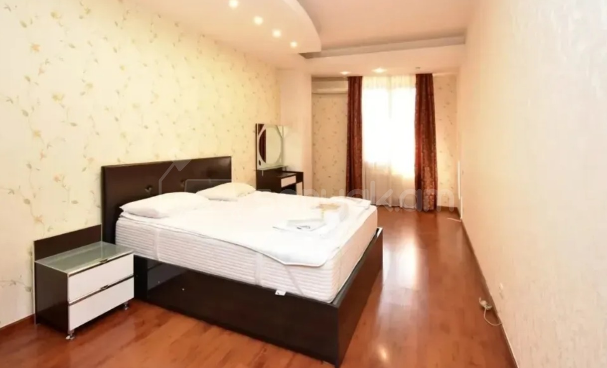 3 Սենյականոց Բնակարան Նորակառույցում, 138քմ, 9/13 հարկ, Դիզայներական Վերանորոգված