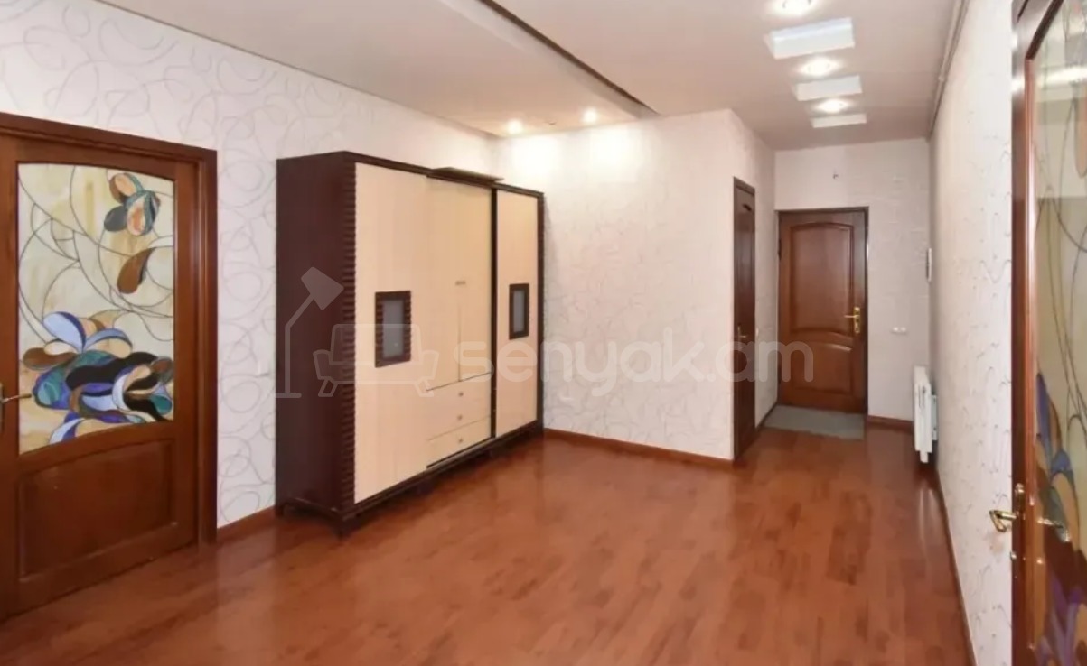 3 Սենյականոց Բնակարան Նորակառույցում, 138քմ, 9/13 հարկ, Դիզայներական Վերանորոգված