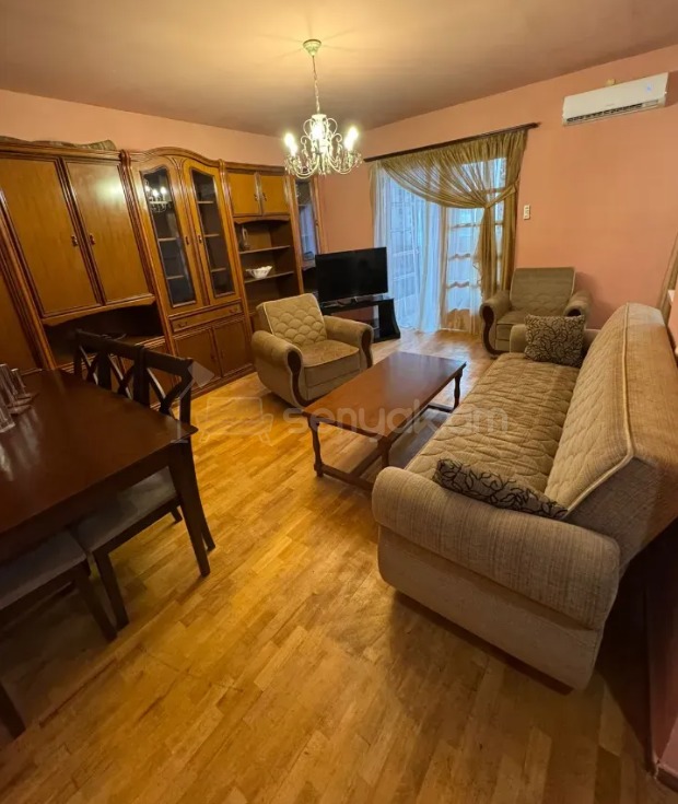 2 Սենյականոց Բնակարան Քարե Շենքում, 46քմ, 4/5 հարկ, Կապիտալ Վերանորոգված