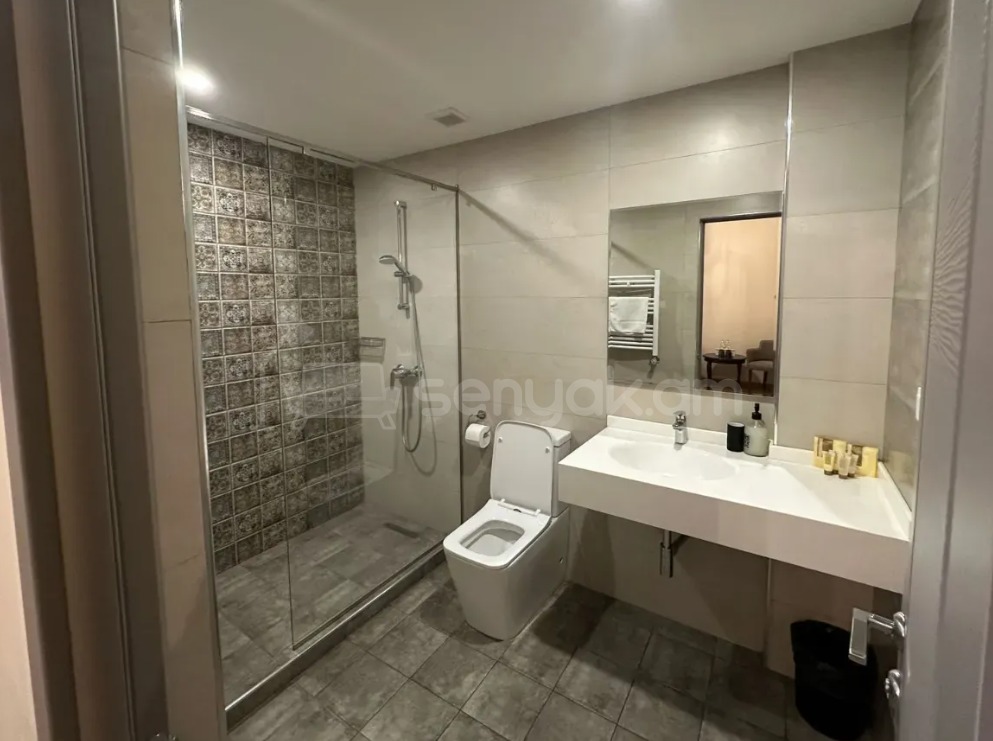 1 Սենյականոց Բնակարան Նորակառույցում, 28քմ, 4/6 հարկ, Դիզայներական Վերանորոգված