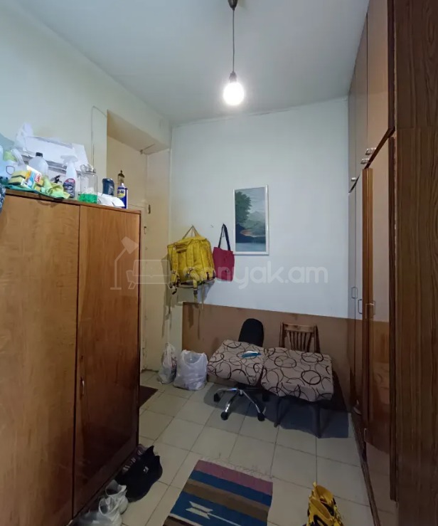 2 Սենյականոց Բնակարան Քարե Շենքում, 69քմ, 4/4 հարկ, Կոսմետիկ Վերանորոգված