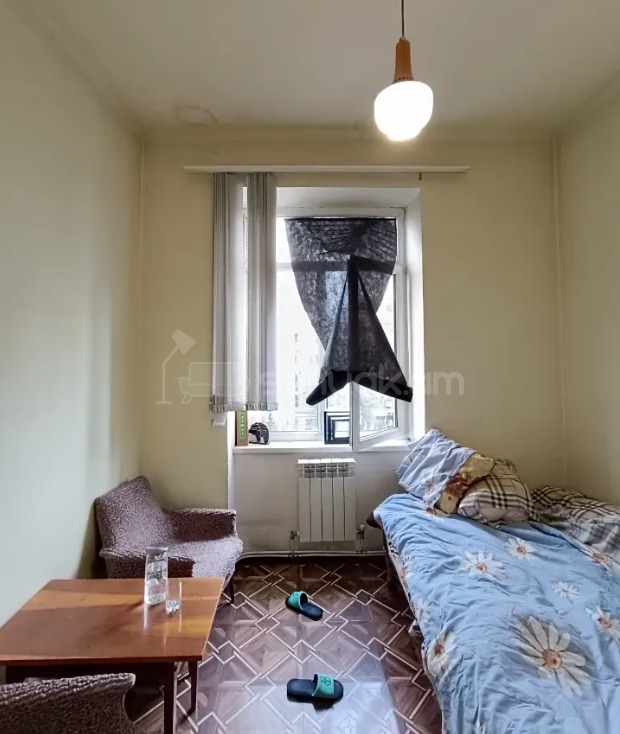 2 Սենյականոց Բնակարան Քարե Շենքում, 69քմ, 4/4 հարկ, Կոսմետիկ Վերանորոգված