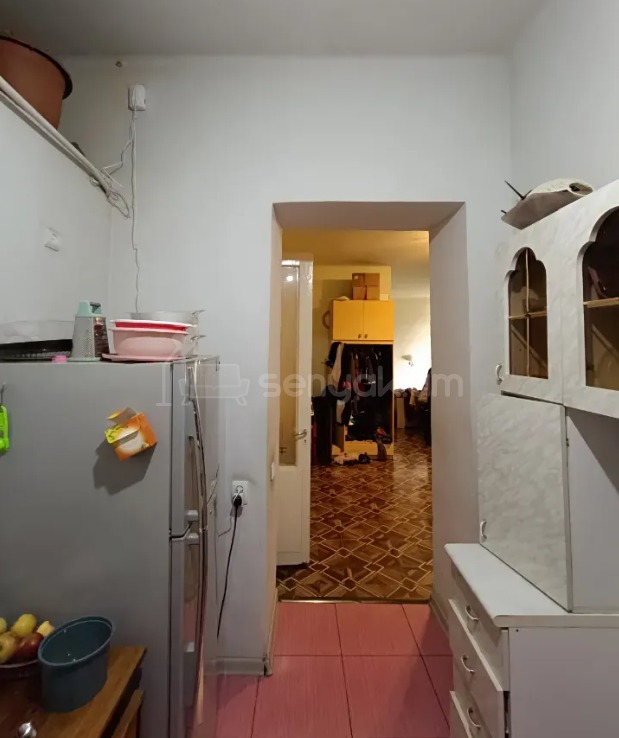 2 Սենյականոց Բնակարան Քարե Շենքում, 69քմ, 4/4 հարկ, Կոսմետիկ Վերանորոգված