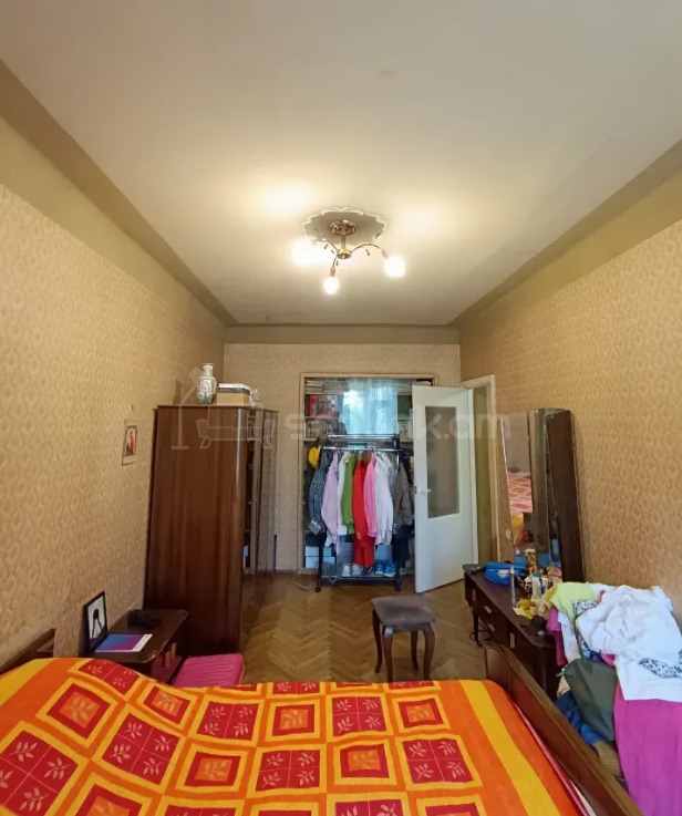 3 Սենյականոց Բնակարան Քարե Շենքում, 77քմ, 4/5 հարկ, Կոսմետիկ Վերանորոգված