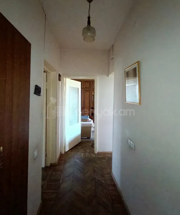 3 Սենյականոց Բնակարան Քարե Շենքում, 77քմ, 4/5 հարկ, Կոսմետիկ Վերանորոգված