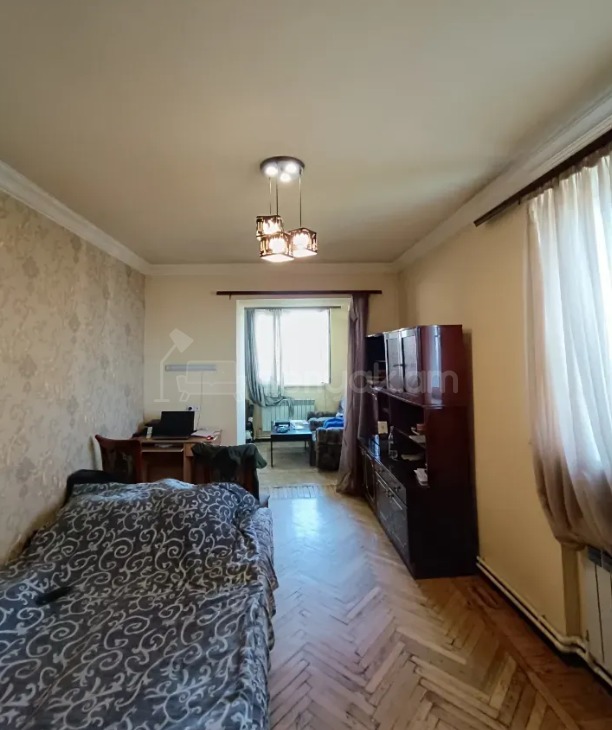 2 Սենյականոց Բնակարան Քարե Շենքում, 52քմ, 4/4 հարկ, Կապիտալ Վերանորոգված