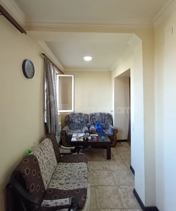 2 Սենյականոց Բնակարան Քարե Շենքում, 52քմ, 4/4 հարկ, Կապիտալ Վերանորոգված