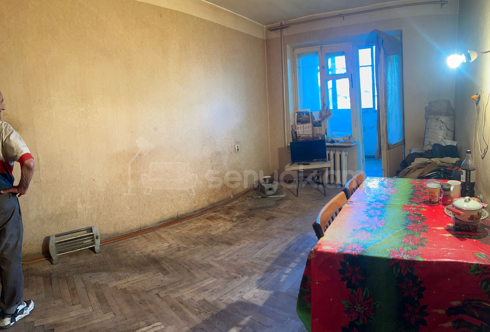 1 Սենյականոց Բնակարան Քարե Շենքում, 37քմ, 4/5 հարկ, Զրոյական Վիճակում