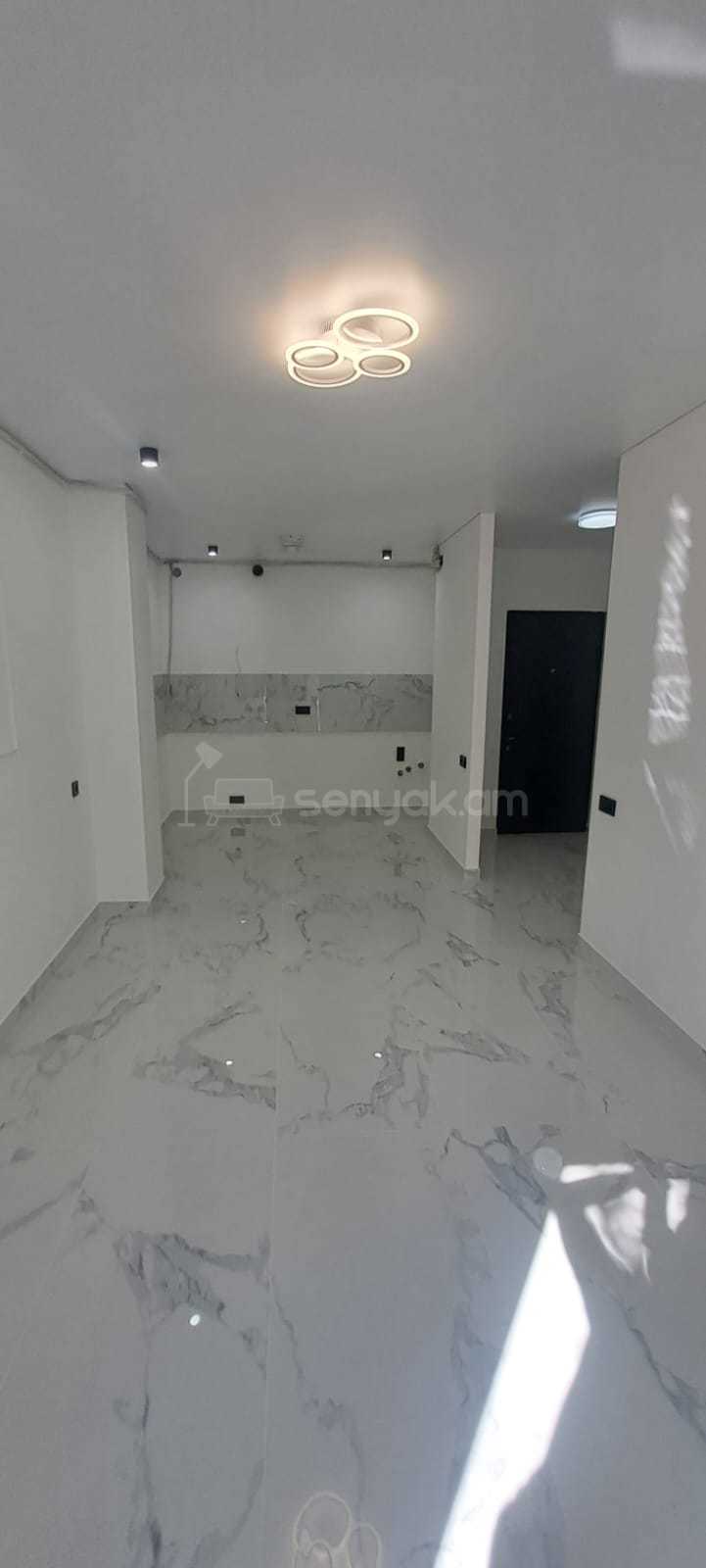 2 Սենյականոց Բնակարան Քարե Շենքում, 39քմ, 1/5 հարկ, Կապիտալ Վերանորոգված